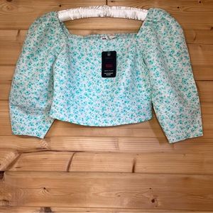Levi’s Womens statement blouse crop top puffed sleeves floral size Medium